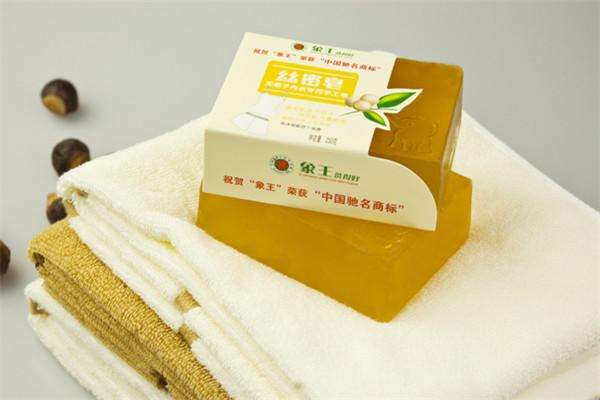 干洗店加盟的費用是多少錢